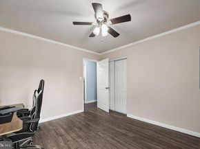 549 Florida Avenue 201, Herndon VA 20170