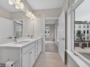 1669 Bandit Loop 301A, Reston VA 20190