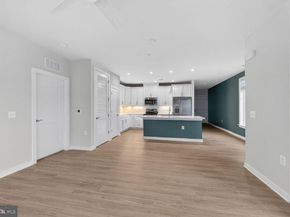 1669 Bandit Loop 301A, Reston VA 20190