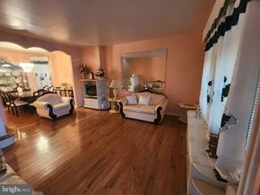 352 N Simpson Street S, Philadelphia PA 19139