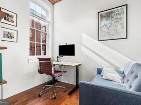 205 Cuthbert Street 201, Philadelphia PA 19106