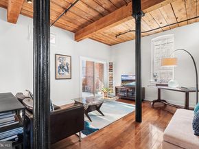 205 Cuthbert Street 201, Philadelphia PA 19106