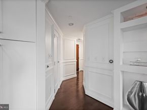 1111 19TH Street N 1707, Arlington VA 22209