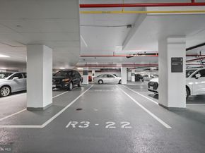 1111 19TH Street N 1707, Arlington VA 22209