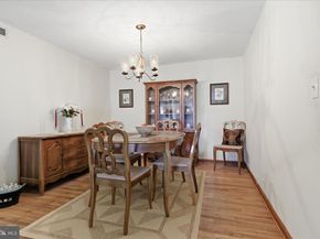 7600 Tremayne Place 301, Mclean VA 22102