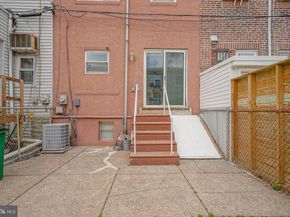 1208 W Oregon Avenue, Philadelphia PA 19148