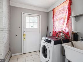 2049 N 63rd Street, Philadelphia PA 19151