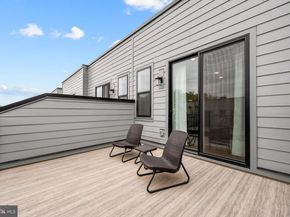 4966 Lachlan Mews, Alexandria VA 22304