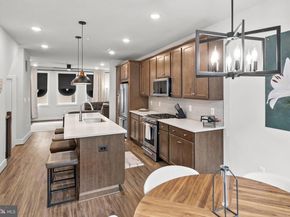 4966 Lachlan Mews, Alexandria VA 22304