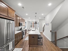 4966 Lachlan Mews, Alexandria VA 22304
