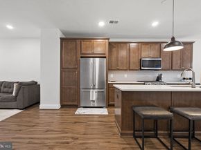 4966 Lachlan Mews, Alexandria VA 22304