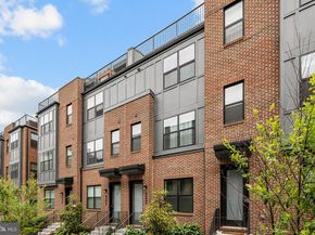 4966 Lachlan Mews, Alexandria VA 22304