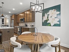 4966 Lachlan Mews, Alexandria VA 22304