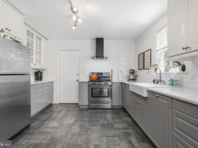 621 River Road, Yardley PA 19067