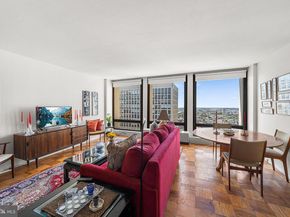 200 Locust Street 29HN, Philadelphia PA 19106