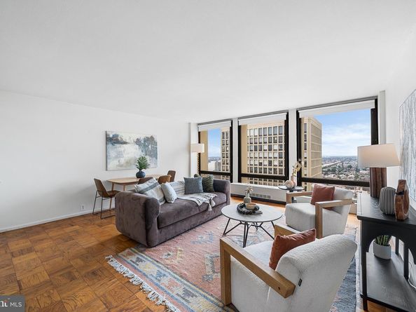 200 Locust Street 29HN, Philadelphia PA 19106