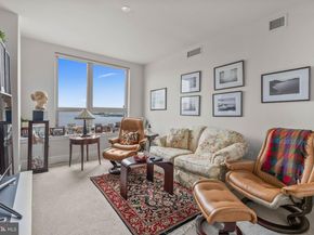 717 S Columbus Boulevard 1416, Philadelphia PA 19147