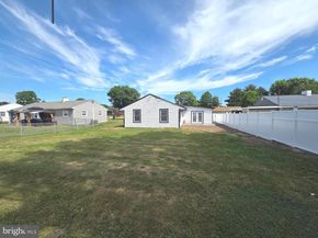 818 Chesterton Road, Fairless Hills PA 19030