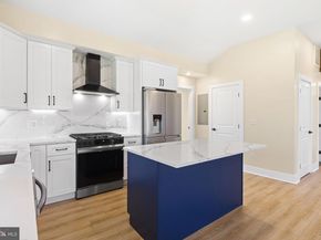 818 Chesterton Road, Fairless Hills PA 19030