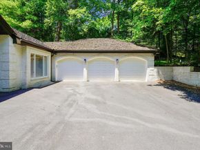 9100 Aldershot Drive, Bethesda MD 20817
