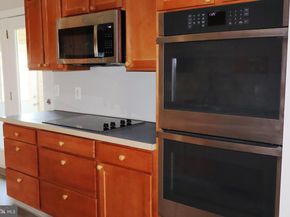 229 Suffolk Road, Fairless Hills PA 19030