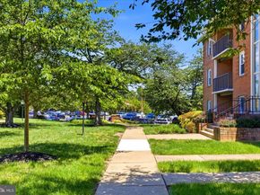 3334 Spring Lane B46, Falls Church VA 22041