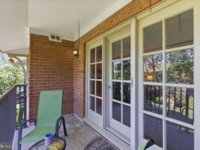 3334 Spring Lane B46, Falls Church VA 22041