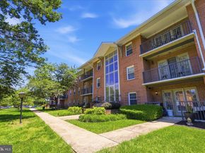 3334 Spring Lane B46, Falls Church VA 22041
