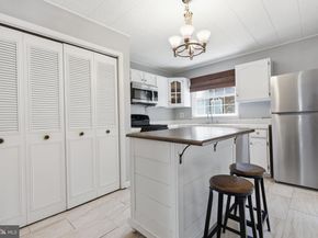 392 Rutgers Court, Bensalem PA 19020