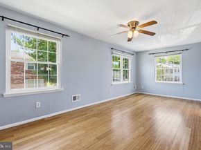 392 Rutgers Court, Bensalem PA 19020