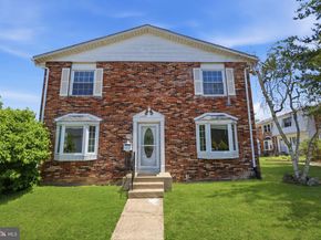 392 Rutgers Court, Bensalem PA 19020
