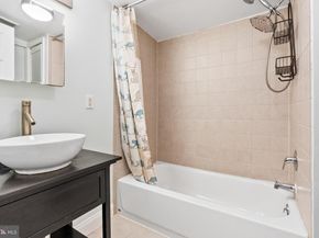 1504 Mount Vernon Street 3, Philadelphia PA 19130