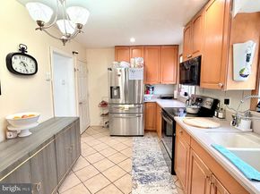 3033 Vista Street, Philadelphia PA 19152