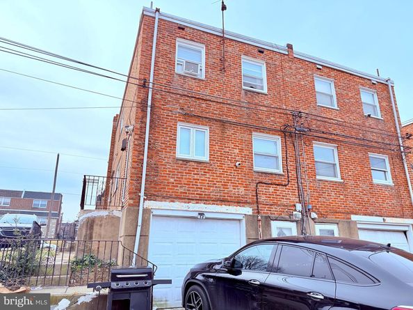 3033 Vista Street, Philadelphia PA 19152