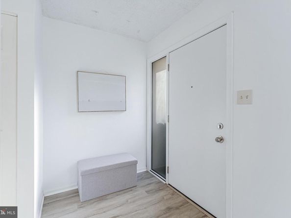 12154 Captiva Court, Reston VA 20191