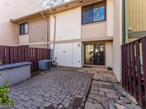 12154 Captiva Court, Reston VA 20191