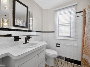 7422 Elizabeth Road, Elkins Park PA 19027