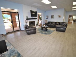 62204 Delaire Landing Road 204, Philadelphia PA 19114