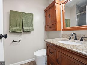 62204 Delaire Landing Road 204, Philadelphia PA 19114