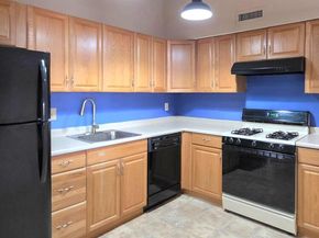 62204 Delaire Landing Road 204, Philadelphia PA 19114
