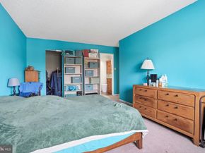 62204 Delaire Landing Road 204, Philadelphia PA 19114