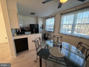 10916 Modena Place, Philadelphia PA 19154