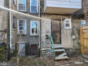 2043 S Aikens Street, Philadelphia PA 19142