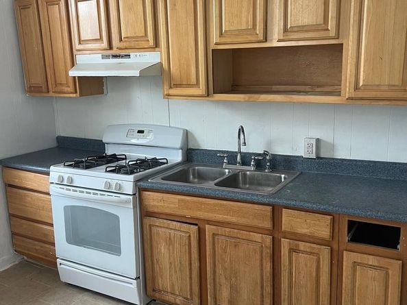 2318 W York Street, Philadelphia PA 19132