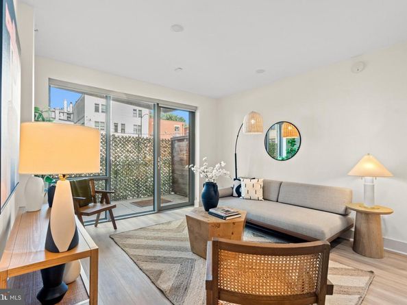 1311 13TH Street NW 105, Washington DC 20005