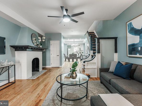 825 S 60TH Street, Philadelphia PA 19143