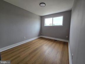 1327 Kings Place, Philadelphia PA 19122