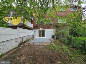 1327 Kings Place, Philadelphia PA 19122