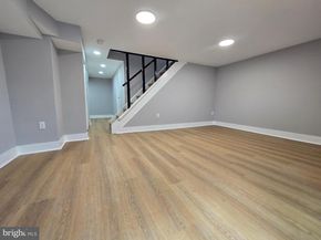 1327 Kings Place, Philadelphia PA 19122