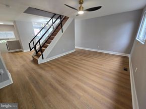 1327 Kings Place, Philadelphia PA 19122